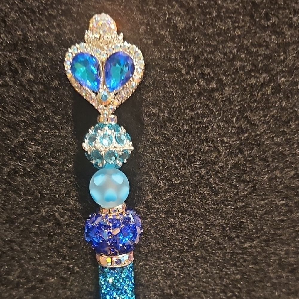 Blue Beaded Pen with Heart Top - Picture 4 of 6